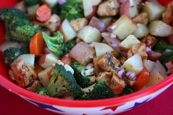 Broccoli and Chicken Salad with Lemon Dressing