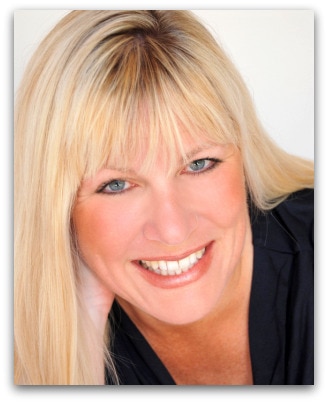 HeadShot Lori Lange
