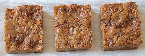Butterfinger Brownies 3