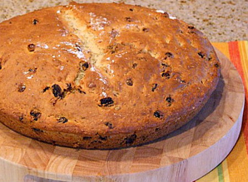 Irish Soda Bread with Raisins and Caraway