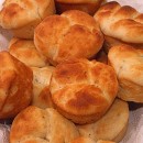 Roasted Garlic and Rosemary Cloverleaf Rolls