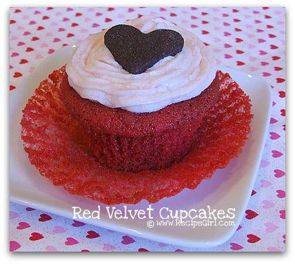 red-velvet-cupcakes