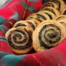 Spinach and Sundried Tomato Puff Pastry Pinwheels