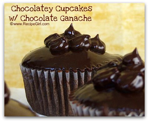 chocolatey-cupcakes-dipped-in-chocolate-ganache