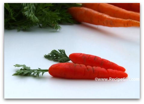 petite-marzipan-carrots petite-marzipan-carrots