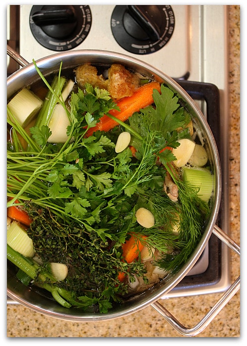 How to Make Chicken Stock 1