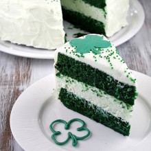 Green Velvet Cheesecake Cake 7