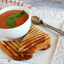 10 Minute Tomato Soup