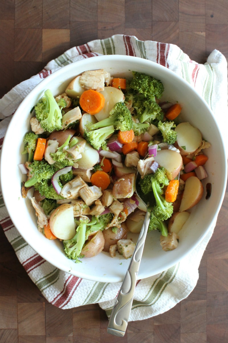 Broccoli and Chicken Salad with Lemon Dressing
