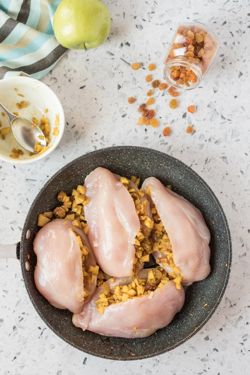 skillet cooking stuffed chicken breasts