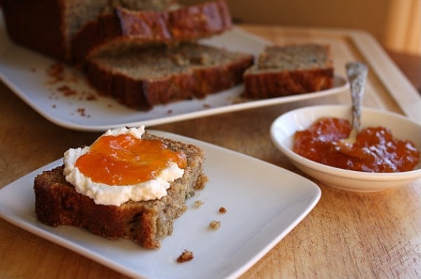 Banana Bread with ricotta and jam