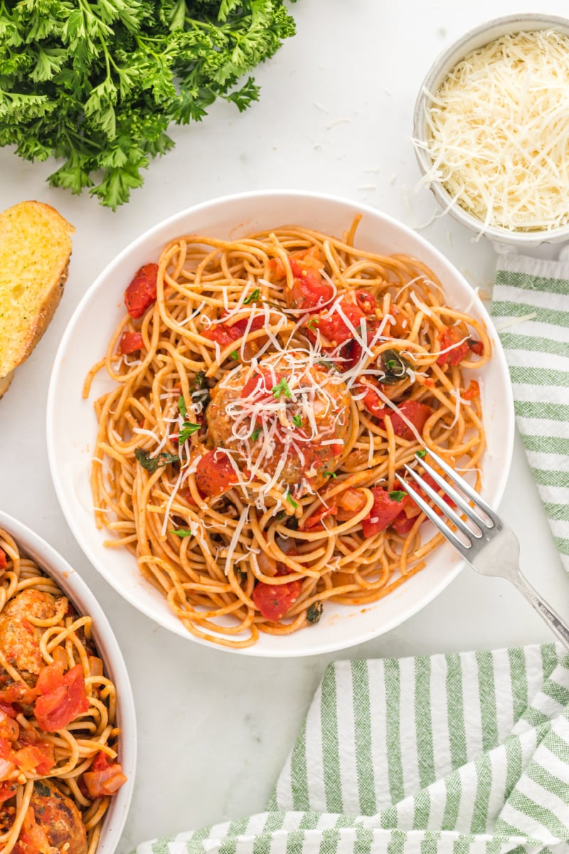 spaghetti with turkey meatballs in a bowl