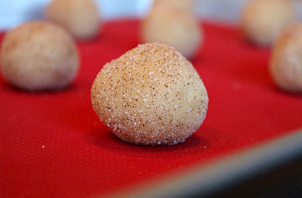 Brown Butter Snickerdoodle dough in balls on baking sheet