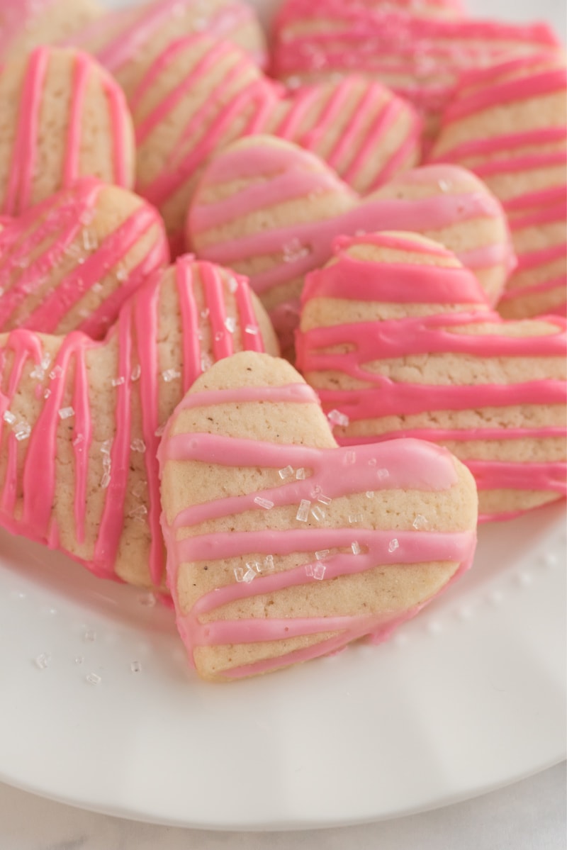 weight watchers sugar cookies heart shaped on white platter