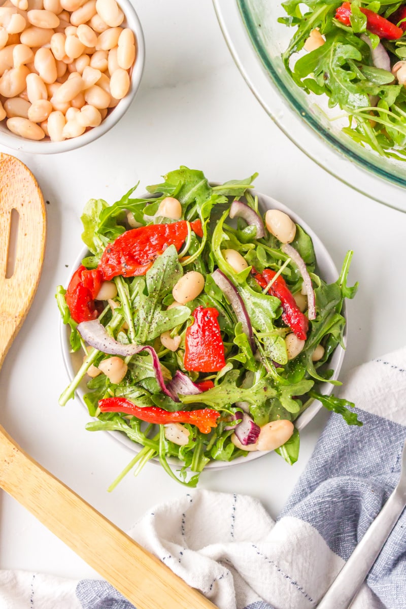 arugula, white bean and roasted red pepper salad