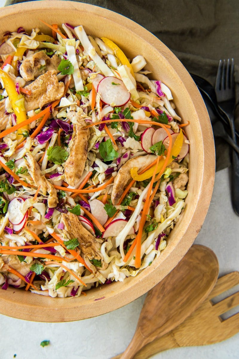 Healthy Chinese Grilled Chicken Salad Recipe - This Chinese Grilled Chicken Salad is a good healthy version of chicken salad to eat for lunch or dinner. #grilled #chickensalad #salad #easydinnerrecipe #healthydinnerrecipe #dinner