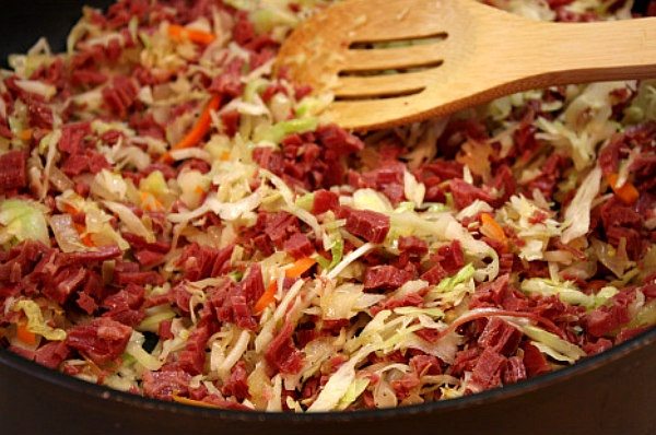 Corned beef and cabbage turnovers filling