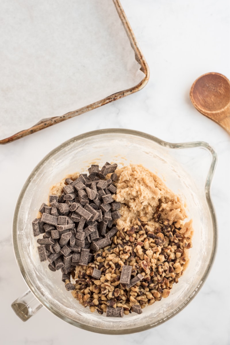 chocolate chunk cookie dough in bowl