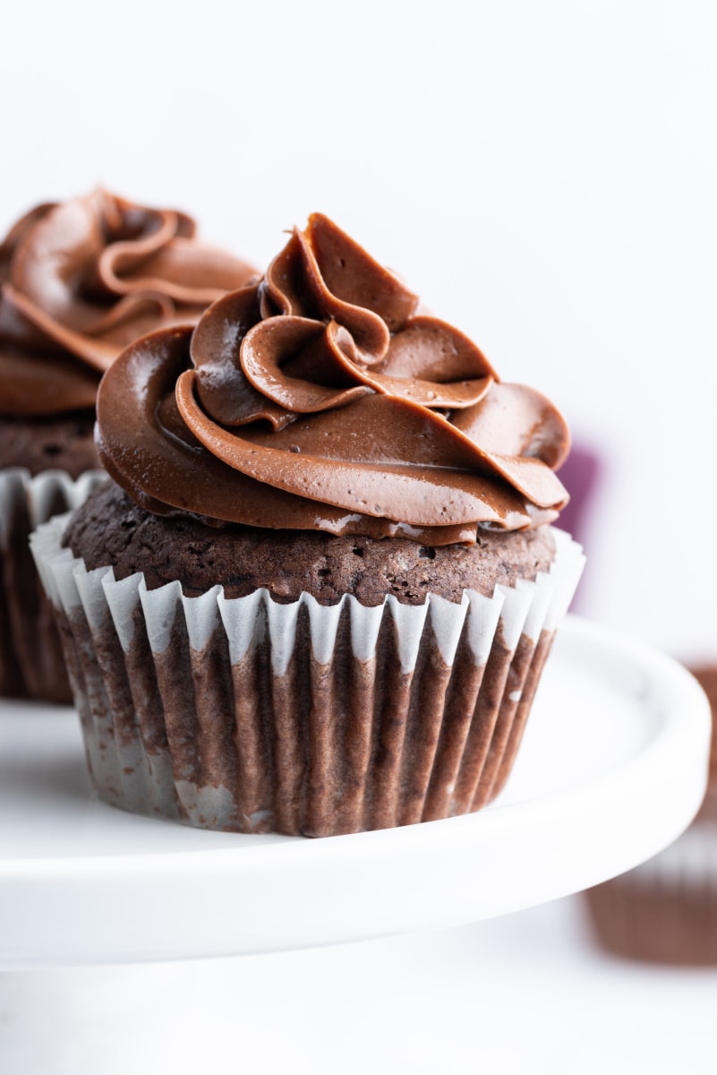 sugar free chocolate cupcake with sugar free chocolate frosting