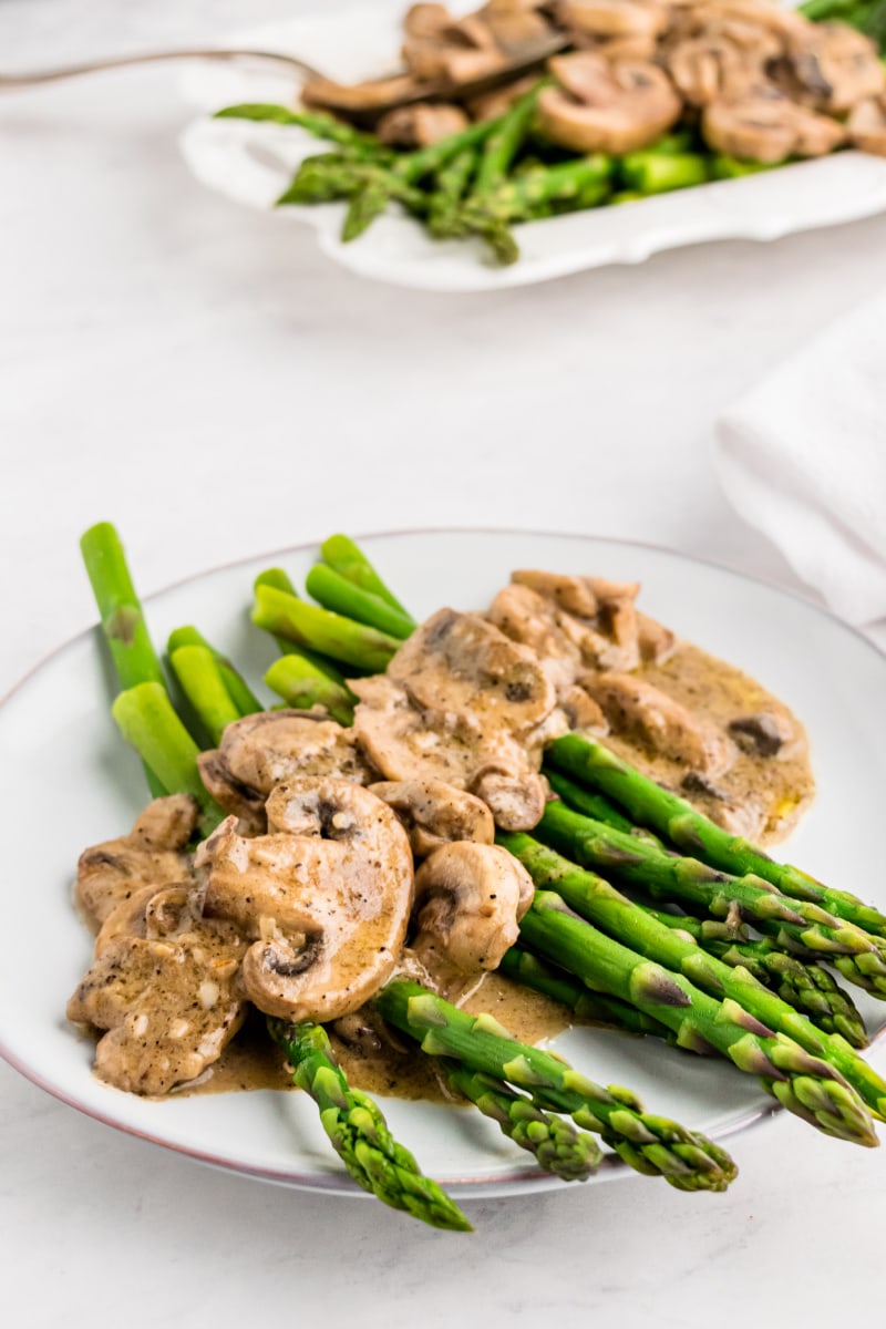 asparagus and mushrooms 