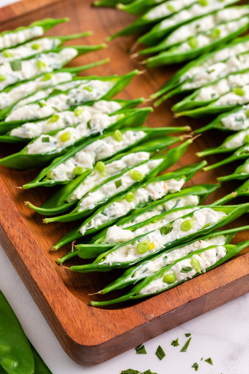 crab and cream cheese stuffed snow peas