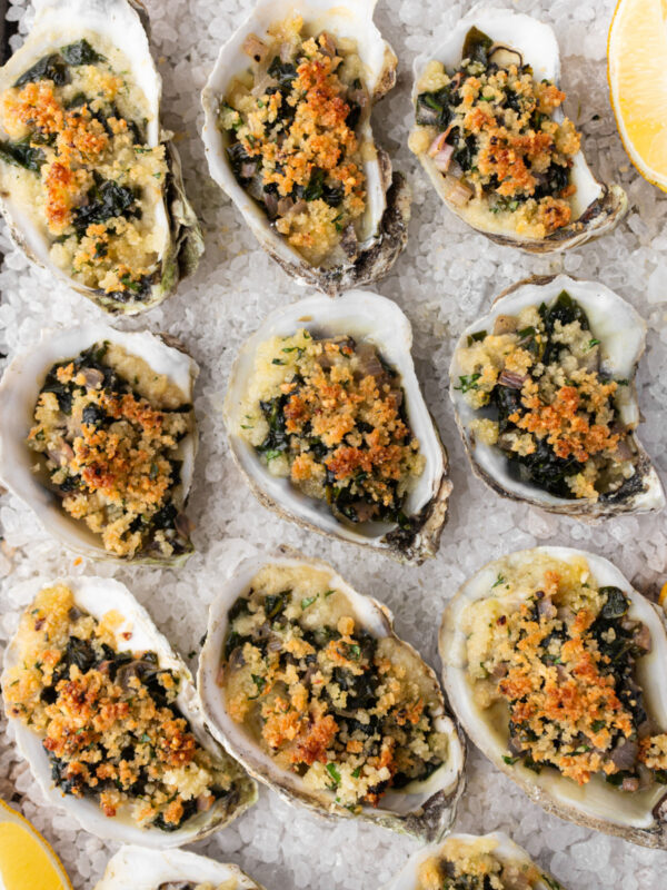 how to make oysters rockefeller displayed on rock salt