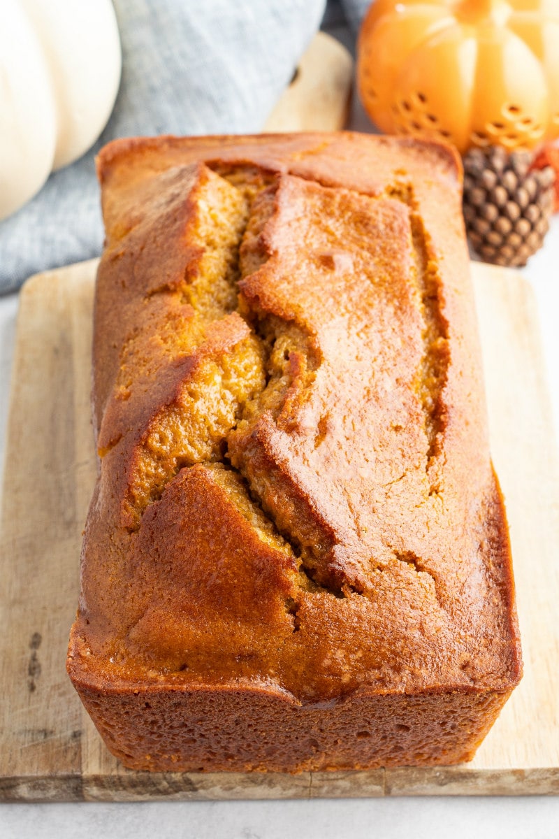 loaf of pumpkin bread