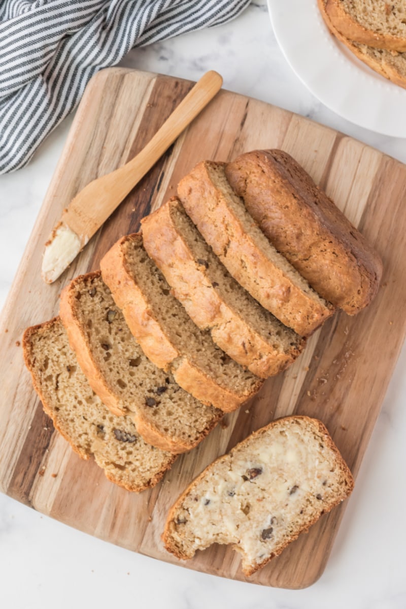 sliced maple bread on cutting board