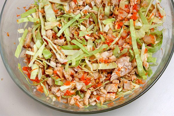 Filling for Sweet and Spicy Chicken Lettuce Wraps in a glass bowl