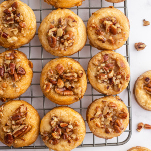 caramel pecan sticky bun cookies on a rack