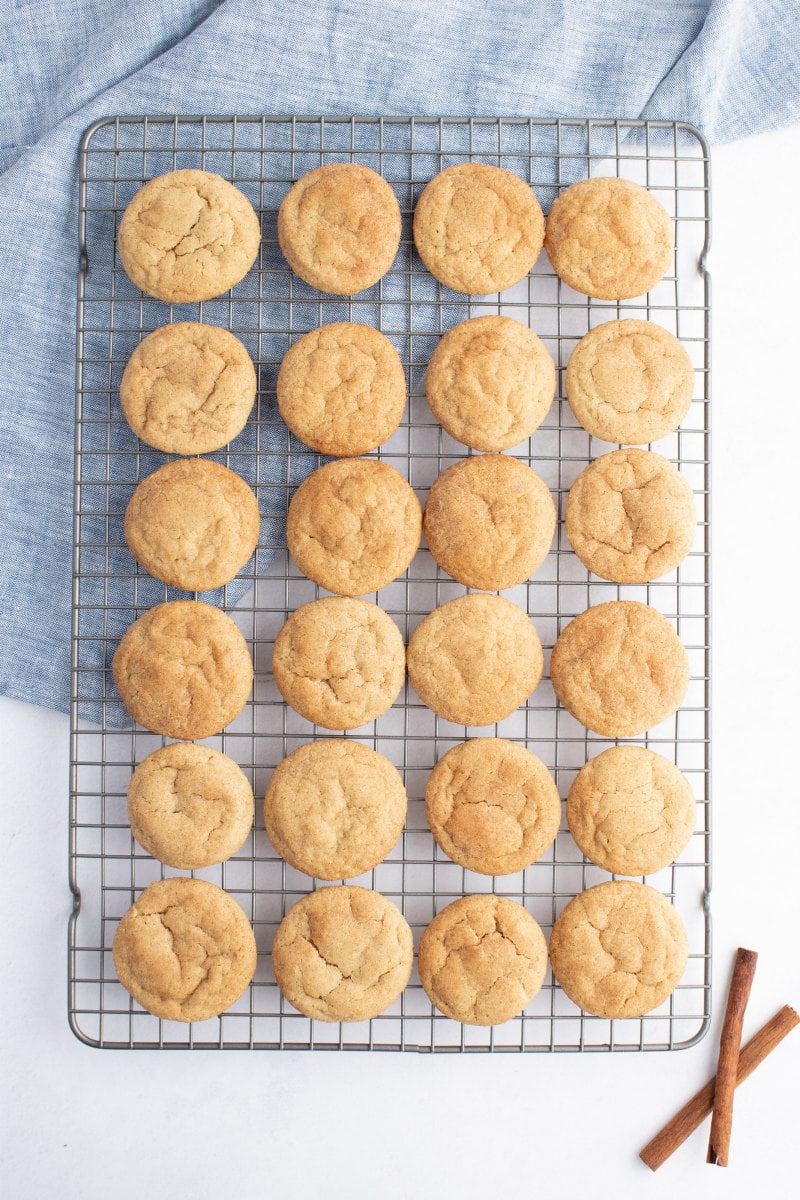 maple cookies on a cooling rack