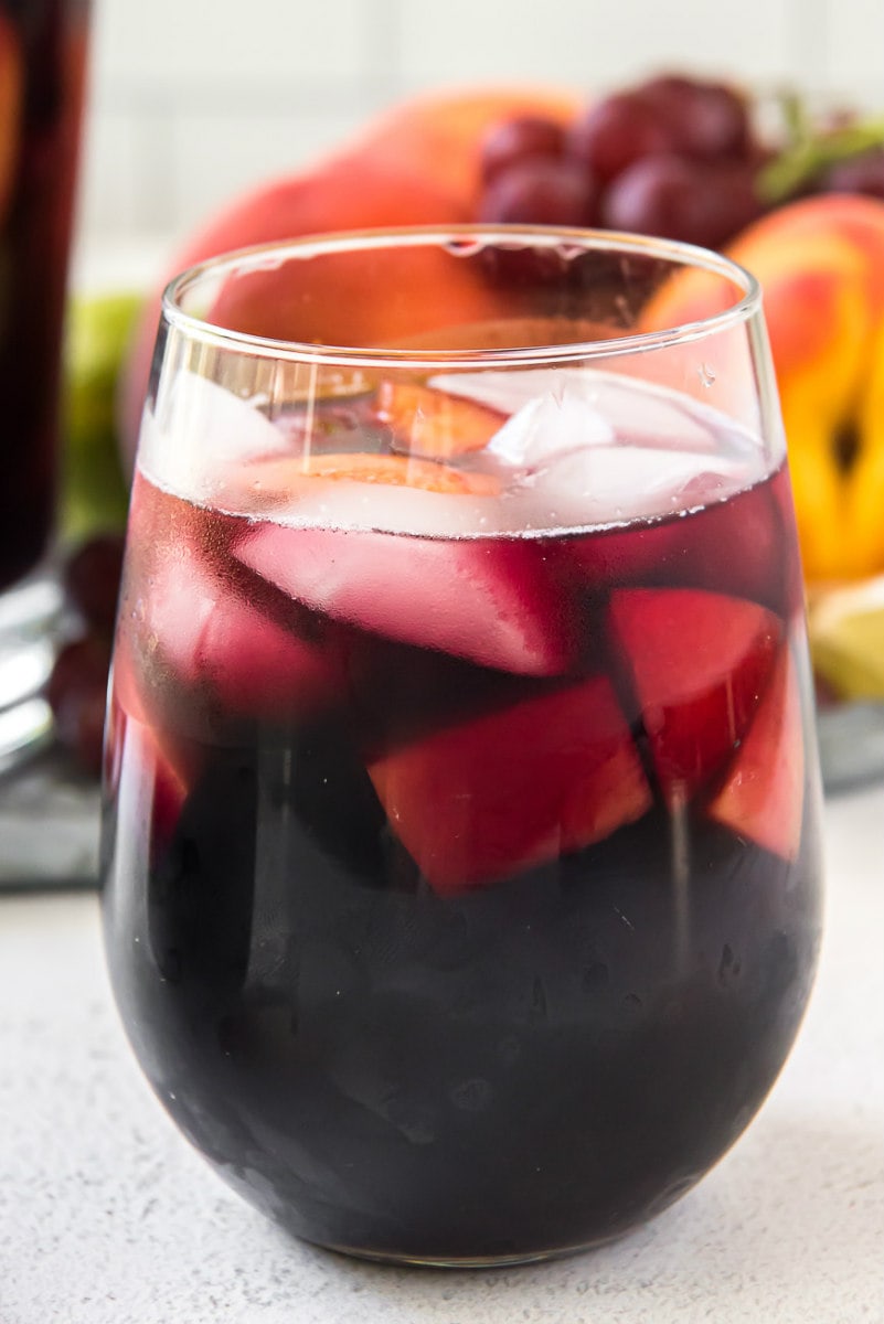 glass of red wine sangria