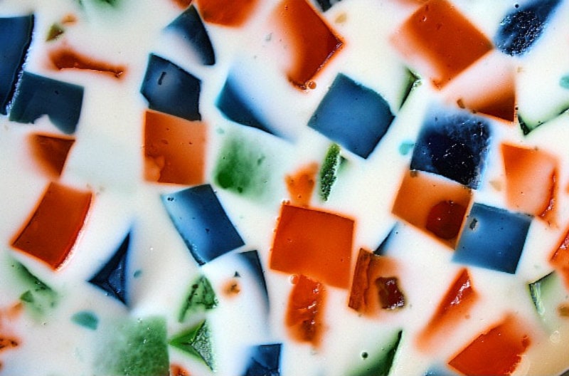 close up of sea glass jello still in the pan