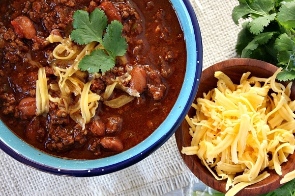 Halftime Chili recipe from RecipeGirl.com #halftime #chili #superbowl #recipe #RecipeGirl