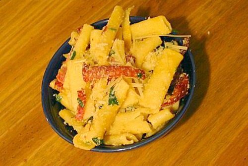 ziti con salami carbonara