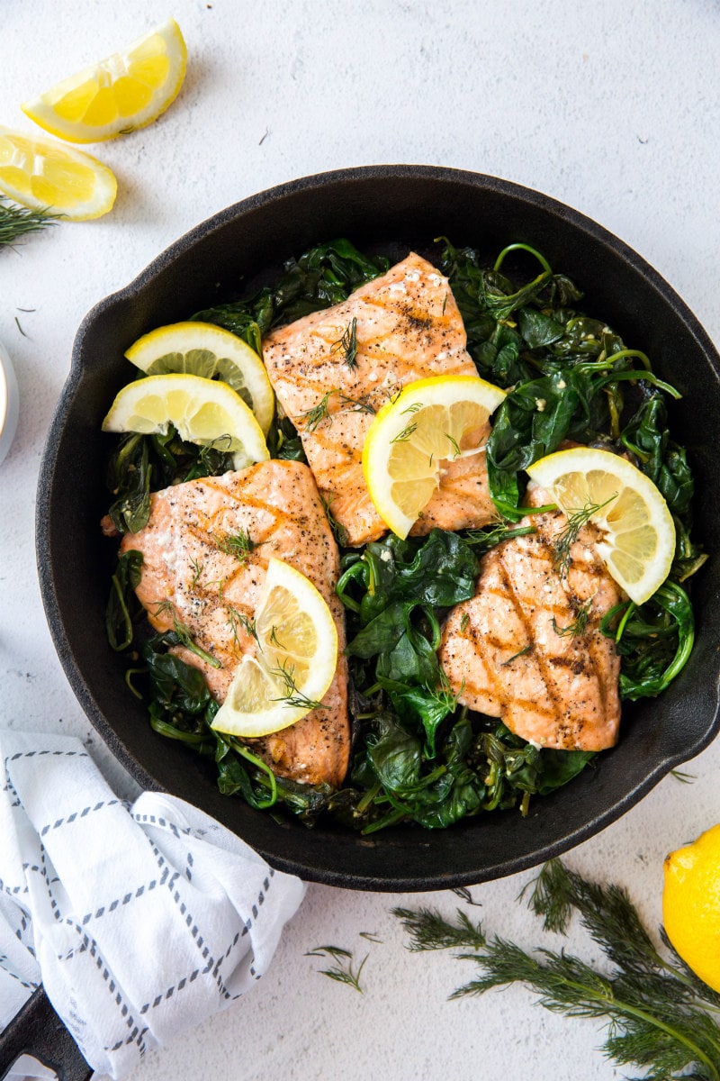 Grilled Salmon with Spinach and Lemon