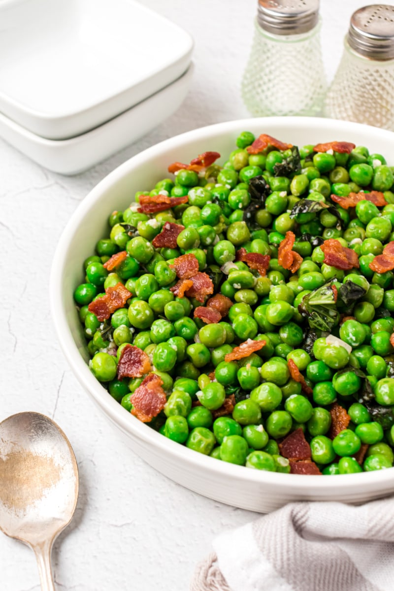 bowl of peas with basil and bacon