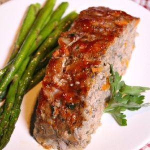 pinterest image for turkey meatloaf