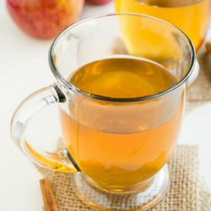 pinterest image for hot spiced cider for two