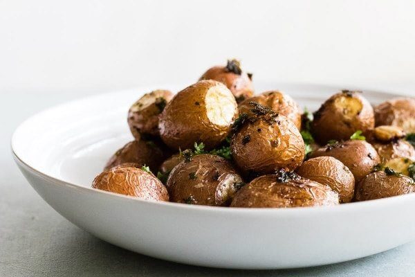 Garlic Parsley Potatoes recipe by RecipeGirl.com
