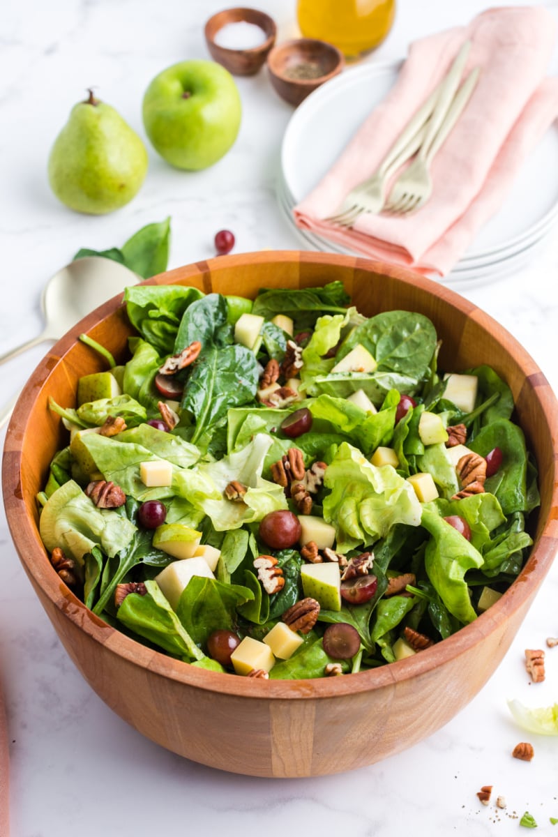 pear and apple salad in a bowl