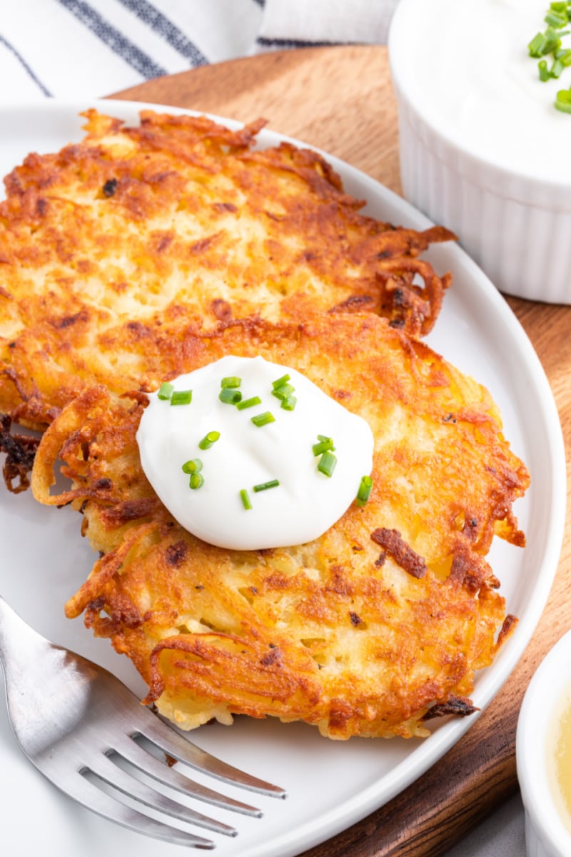 potato latkes with sour cream