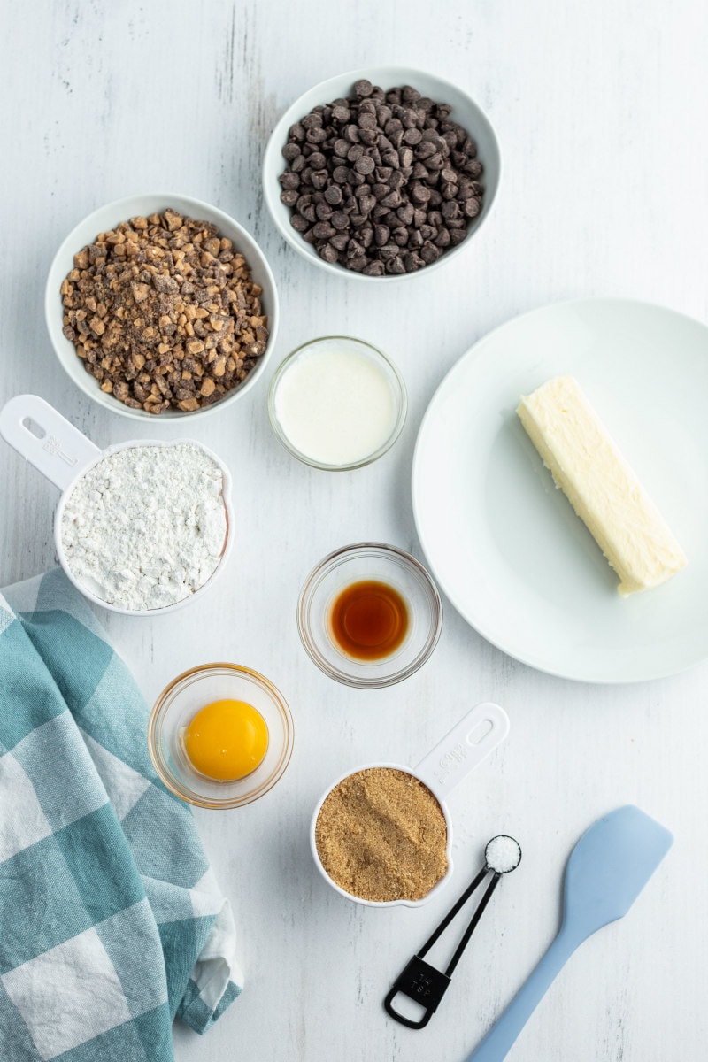 ingredients displayed for chocolate toffee shortbread