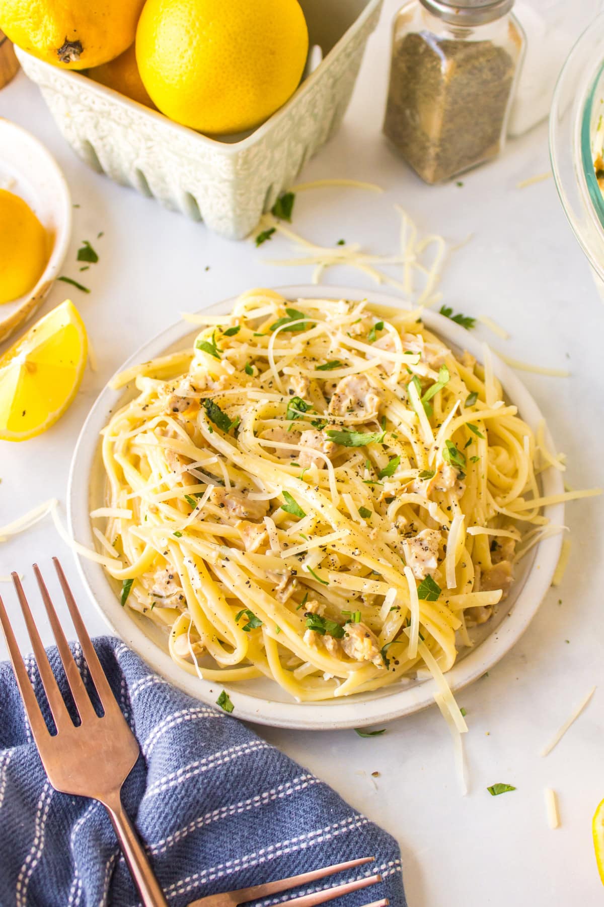 pioneer woman's clam linguine in a bowl