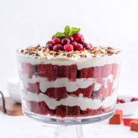 red velvet cake trifle