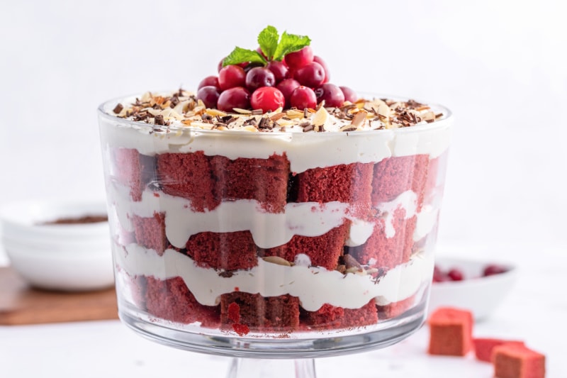 red velvet cake trifle