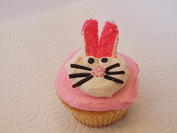 easter bunny cupcake