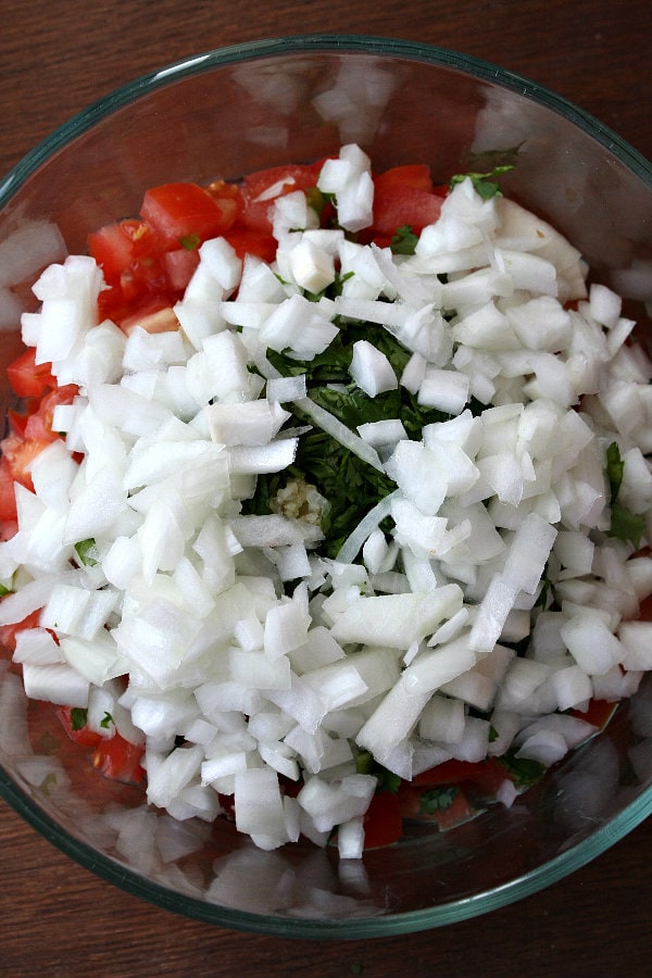 making salsa fresca