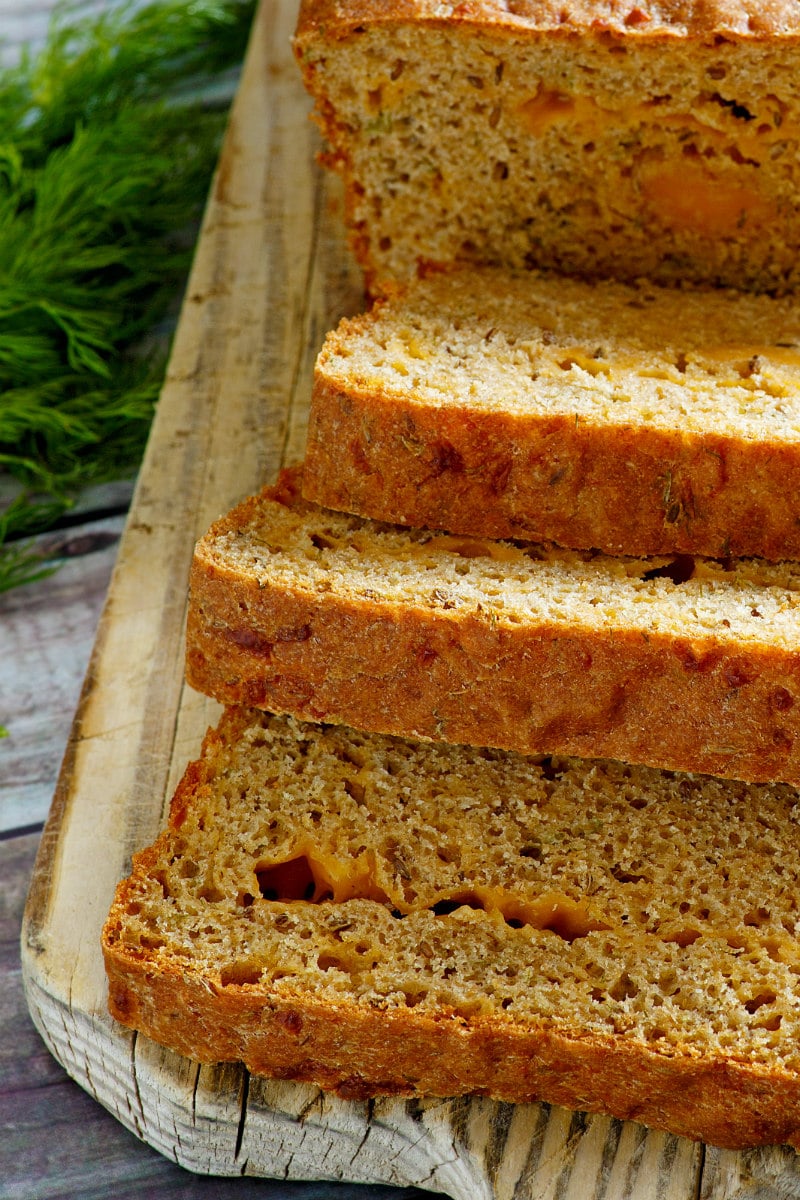 sliced Dilled Cheddar Cheese Bread