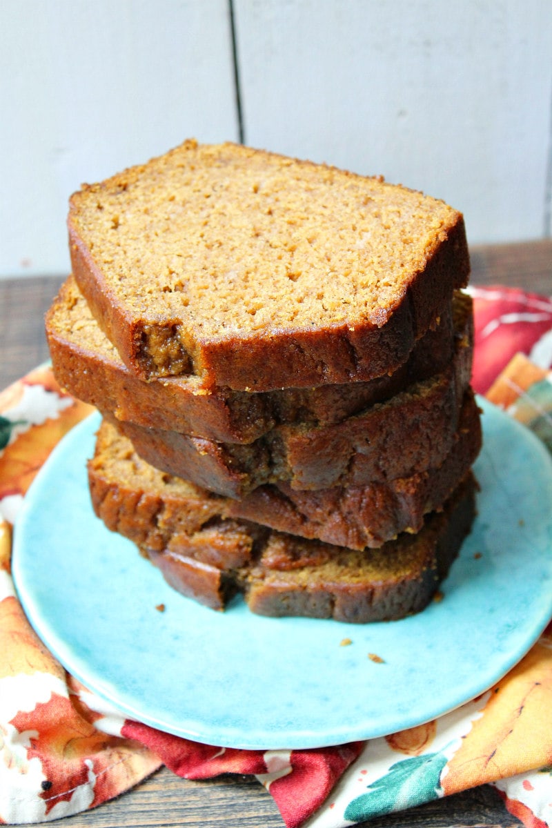 Best Pumpkin Bread recipe from RecipeGirl.com #best #pumpkin #bread #recipe #fall #loaf #RecipeGirl Best Pumpkin Bread Recipe : loaf cut into slices